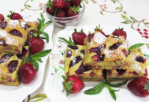 Prajitura cu Capsuni Prajitura cu Capsuni