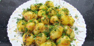 Cartofi Noi la Cuptor cu Usturoi si Marar Cartofi Noi la Cuptor cu Usturoi si Marar