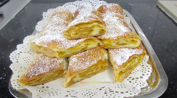 Placinte cu Dovleac si Aluat Fraged Placinte cu Dovleac si Aluat Fraged